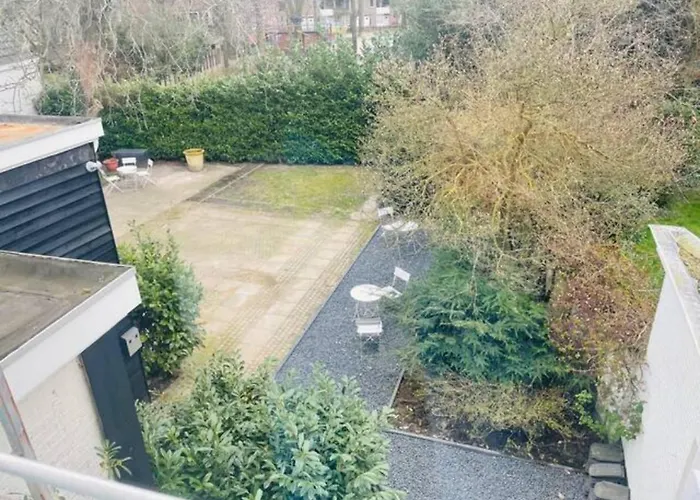 Willa Center Poppodium 013 Stadsvilla *