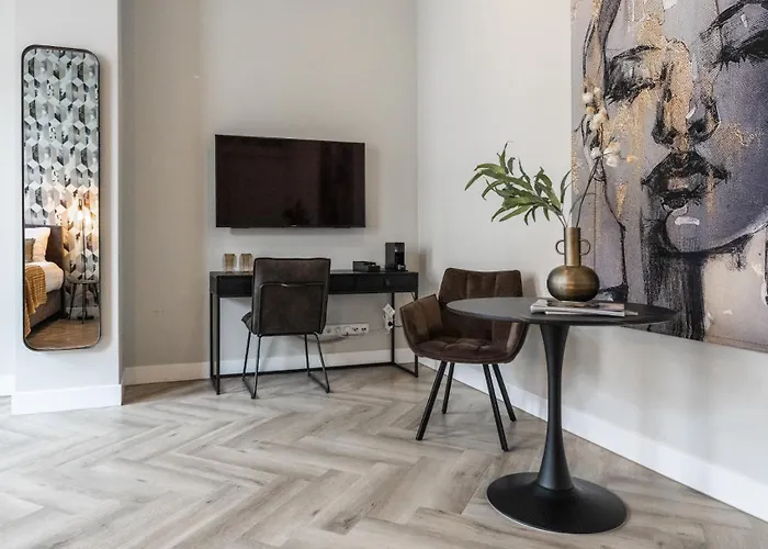 Willa Center Poppodium 013 Stadsvilla